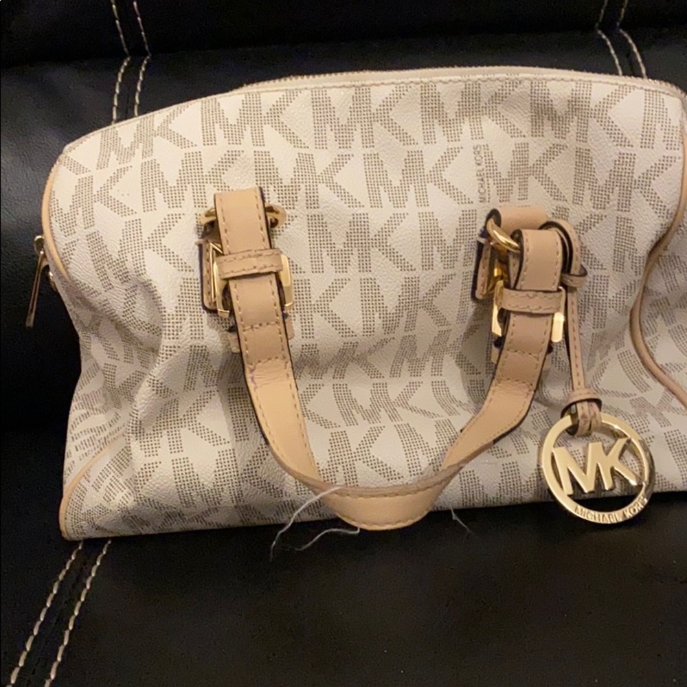 Michael kors doctor bag